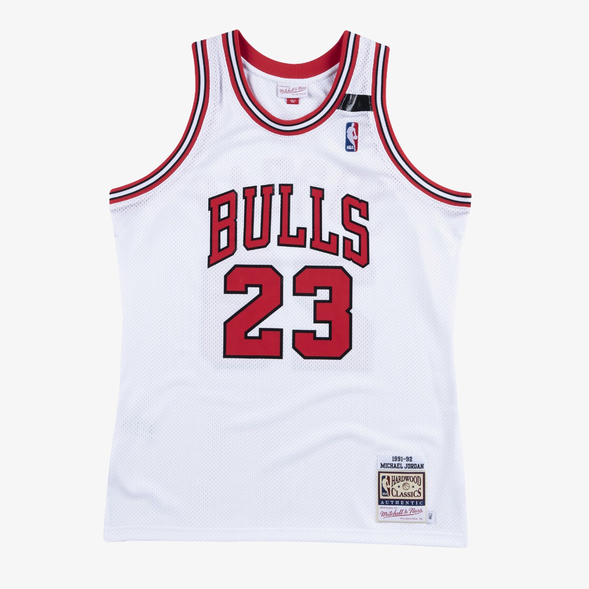 Chicago Bulls Mitchell & Ness Authentic Jersey Michael Jordan 1991-92