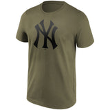New York Yankees Iconic Preferred Logo Graphic T-Shirt - Mens