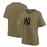 New York Yankees Mono Logo Graphic Oversized T-Shirt - Womens
