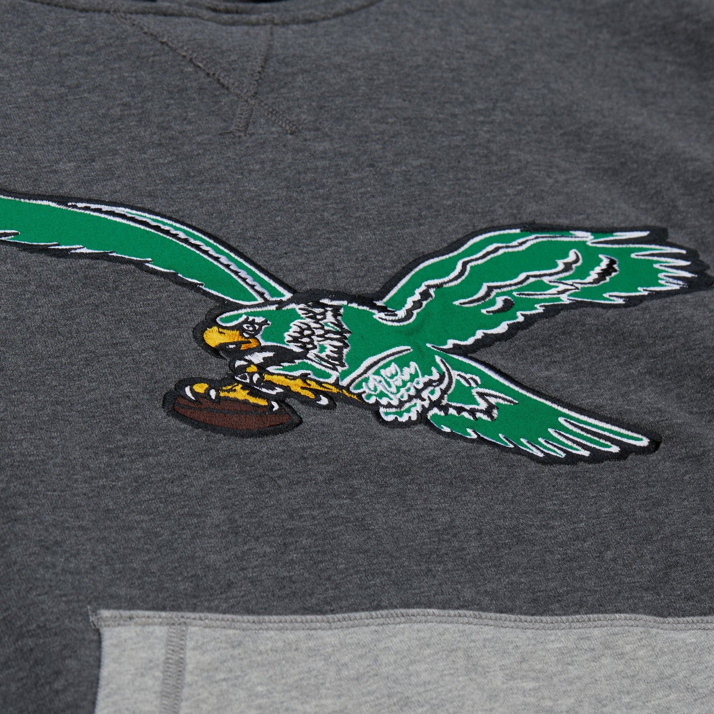 Philadelphia Eagles Mitchell & Ness Vintage Logo Legacy Collection Fleece Hoodie - Mens
